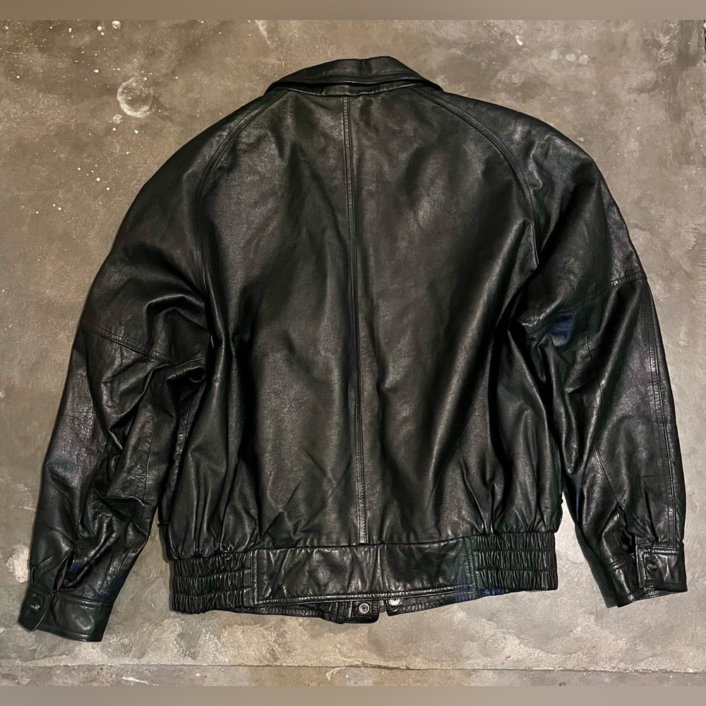 Men's Black Leather Bomber Jacket - Picture 3 of 8